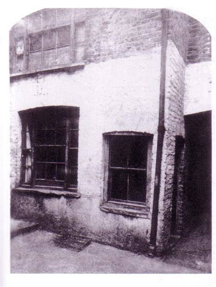 13 Millers Court