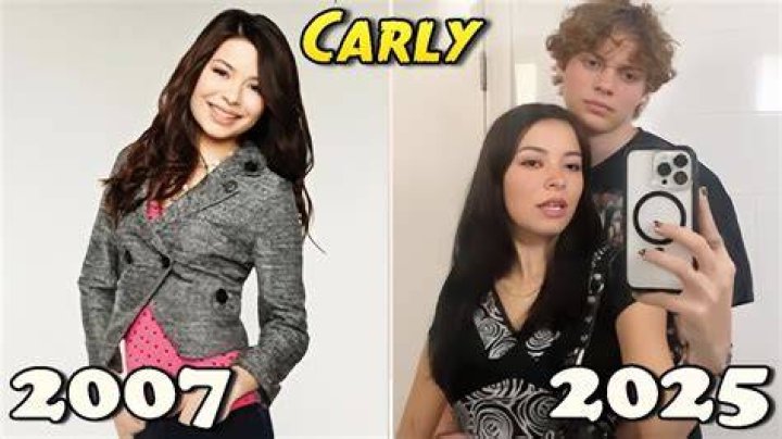 An old photo of Carly Waddell with her friend Rachel Pride