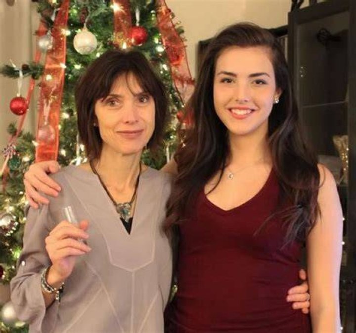 Andrea Botez mother, sister Alexandra Botez, and grandmother