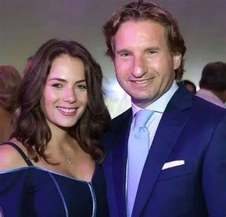 Annalise Glick with her husband Dean Phillips