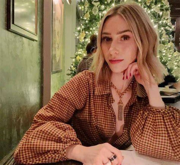 Ashley Avignone's Instagram