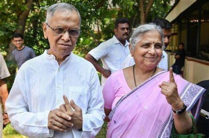 Askhata Murthi at her marriage