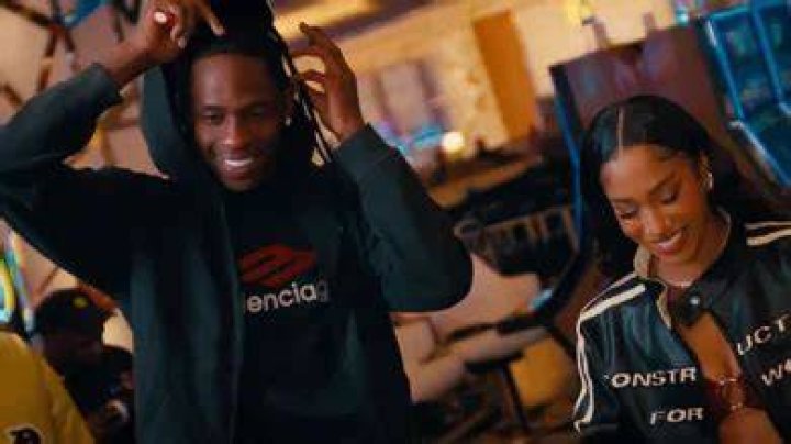 BIA Drops Visuals For 