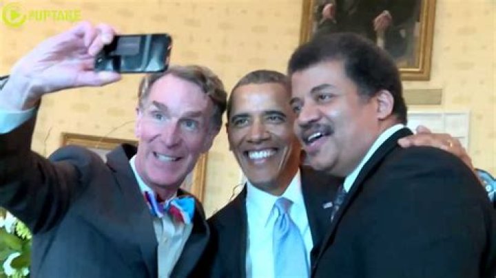 Bill Nye Selfie With Obama