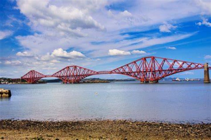 Cantilever Bridge Walk