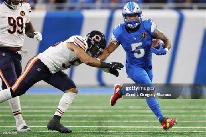 Chicago Bears v Detroit Lions