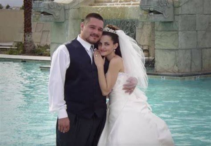 Crystal Theobald wedding picture