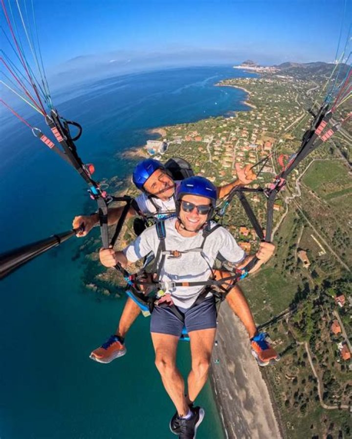 Daniel Sahad did paragliding