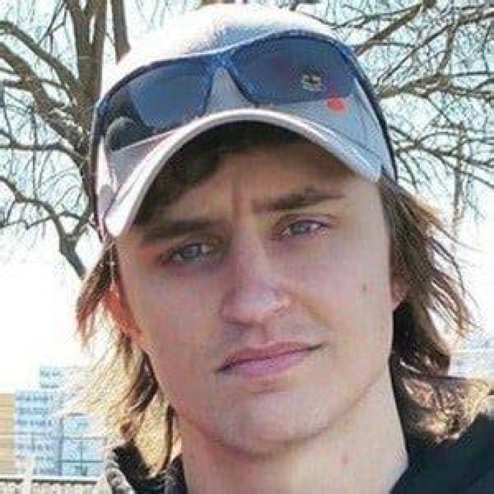Danny Mullen bio
