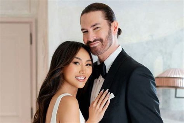 Dorothy Wang family