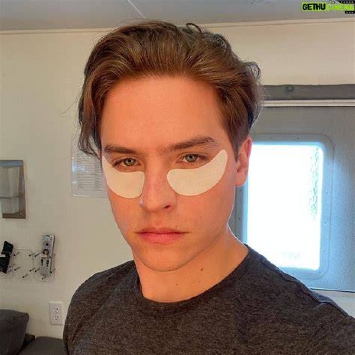 dylan sprouse - instagram 