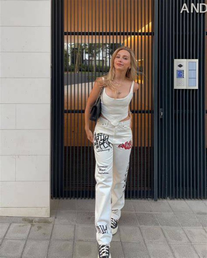 Ema Louise