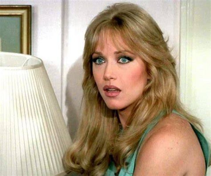 Height of Tanya Roberts