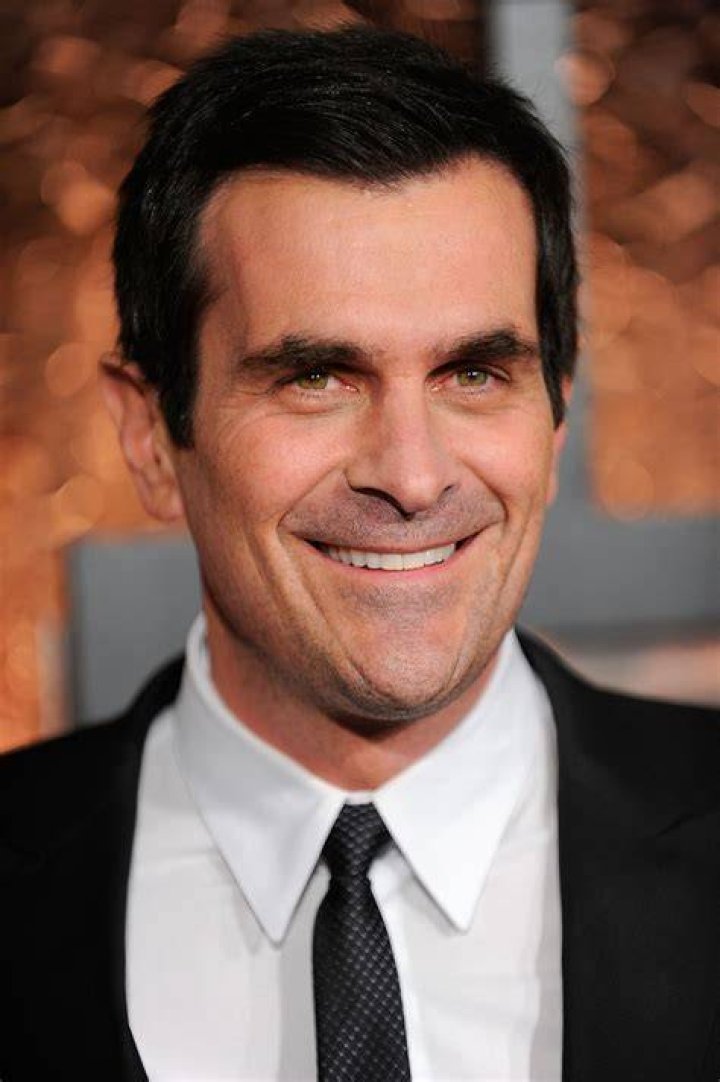 Height of Ty Burrell