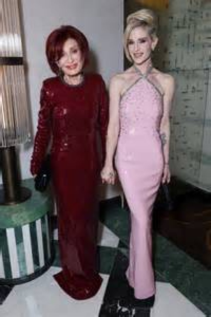 How tall is Sharon Osbourne
