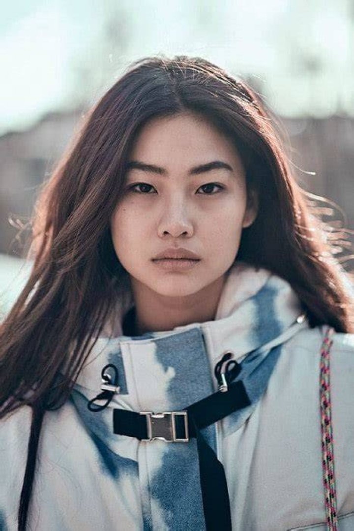 HoYeon Jung facts