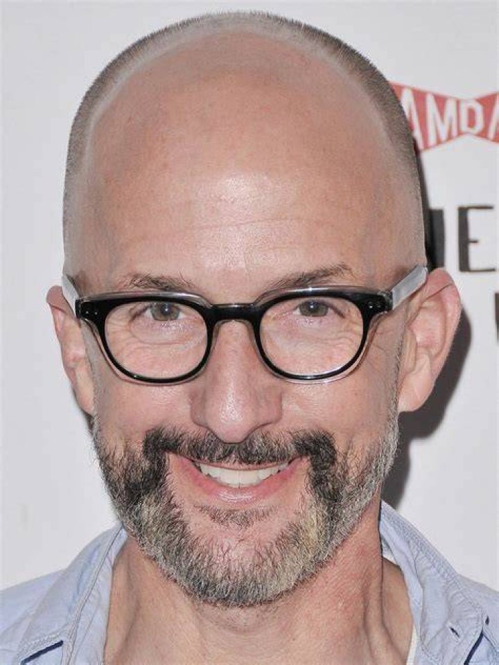 Is Jim Rash single?