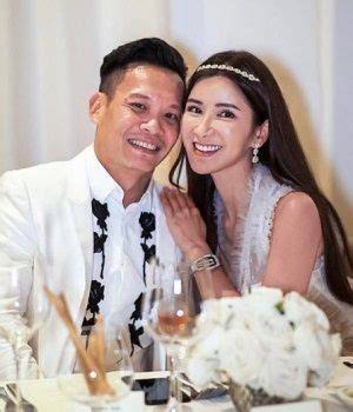 Jamie Chua with her friend Terence Koh