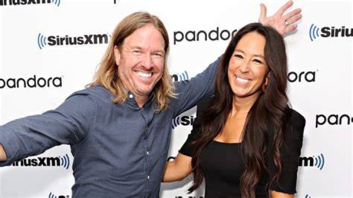 Joanna and Chip Gaines with their mothers