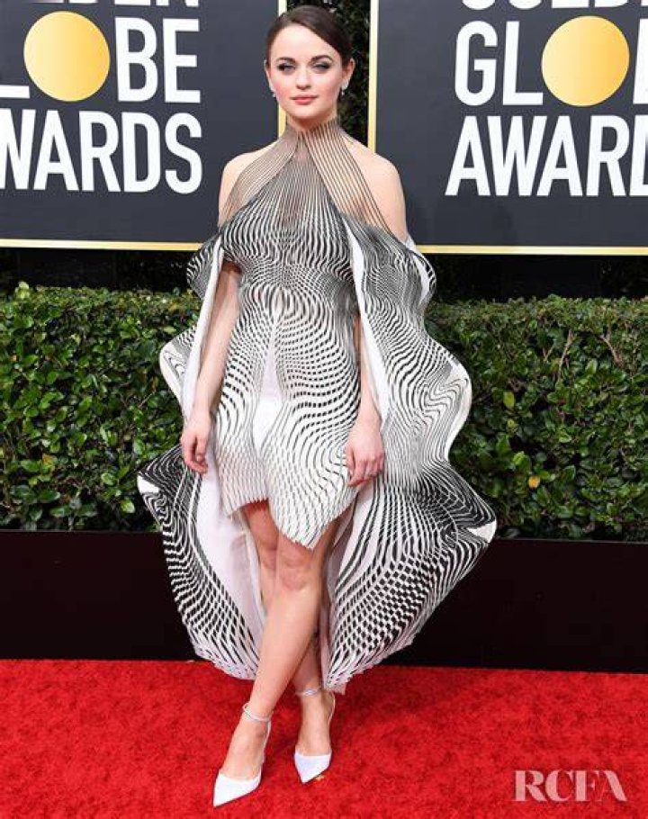 Joey King Wearing Iris Van Herpen Instyle Golden Globes Afterparty