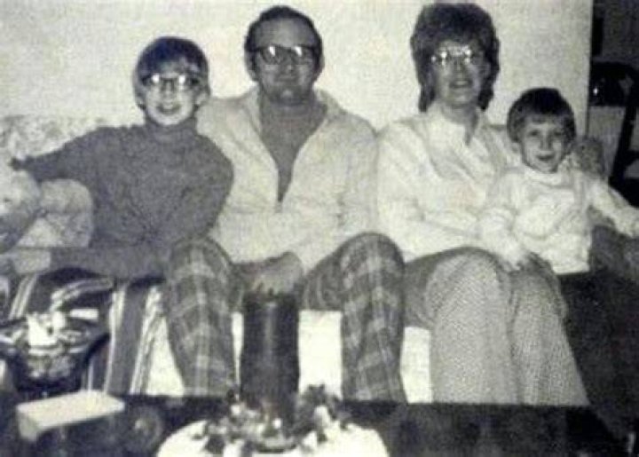 Joyce Dahmer spouse and sons
