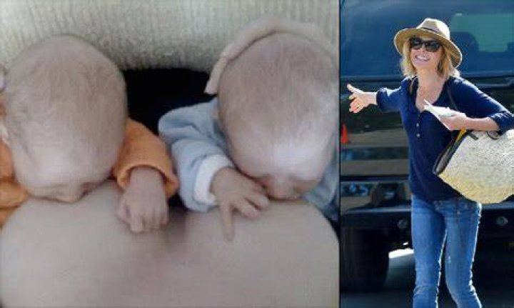 Julie bowen breastfeeding nursing
