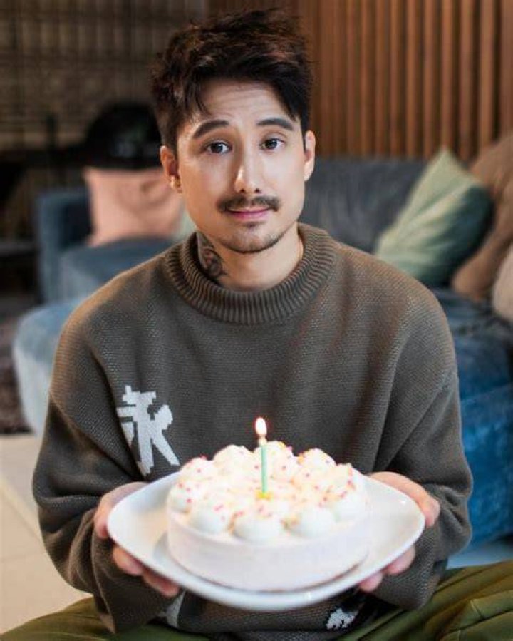 Julien Bam height