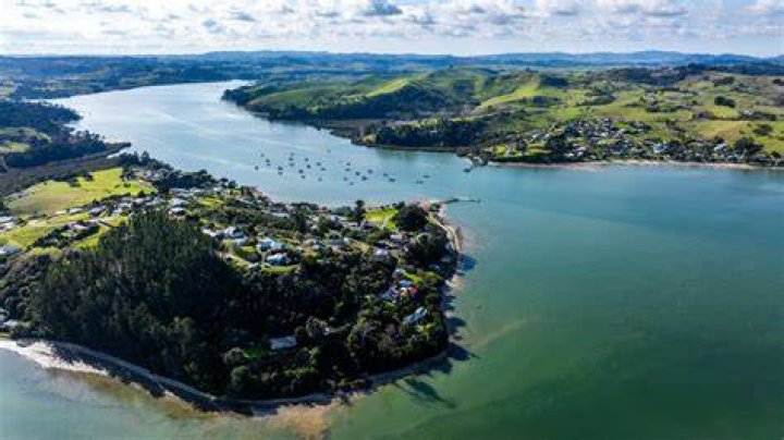 Kaipara's mother
