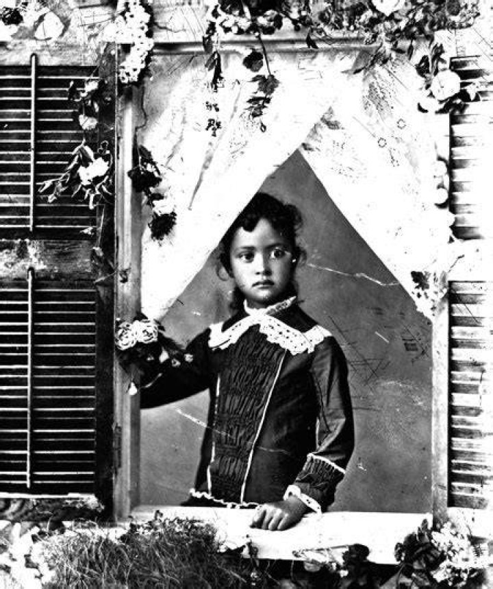 Kaiulani At Window