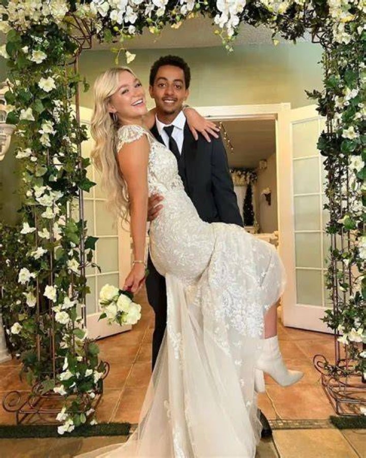 Katie Sigmond with her boyfriend