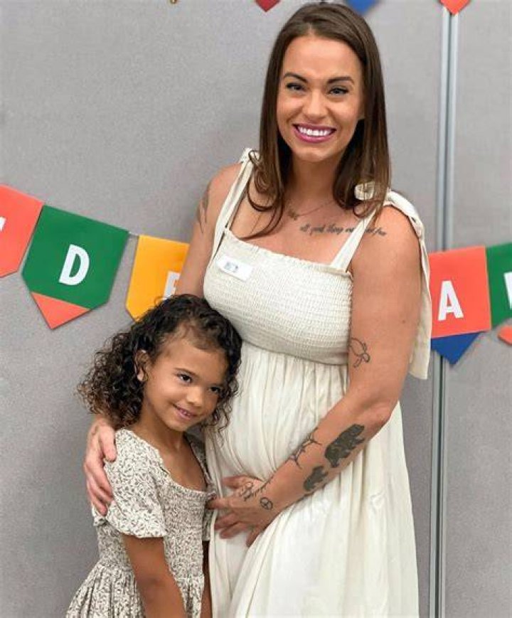 Kelsey Pumel with her daughter