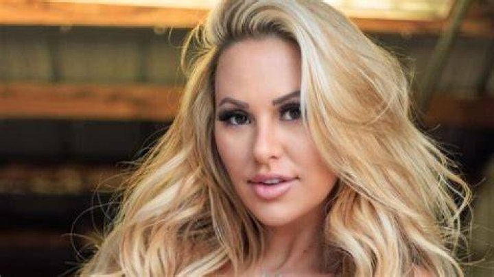 Kindly Myers is an animal lover