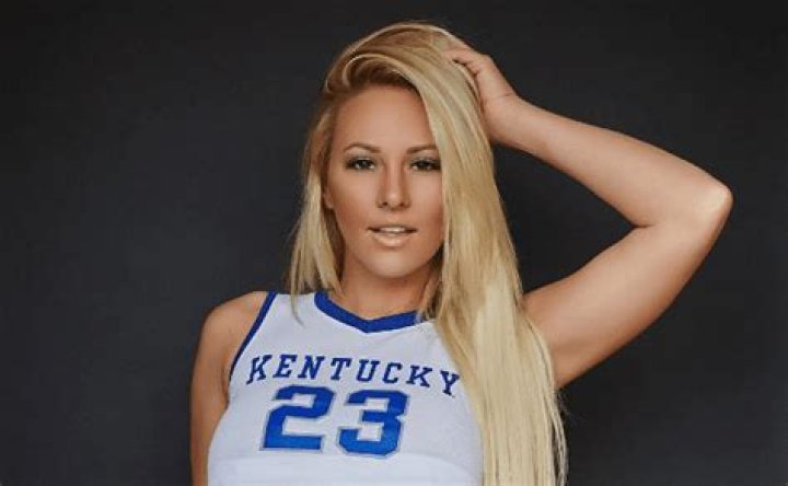 Kindly Myers served in the US army