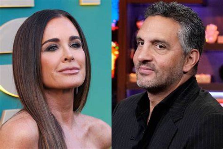 Kyle Richards Shares Why She’s ‘Honest’ About Plastic Surgery: ‘We All Are So Hard on Ourselves’