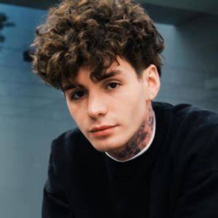 Mikey Tua tattoos