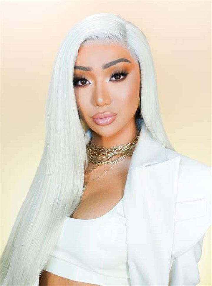nikita dragun dragun beauty launch