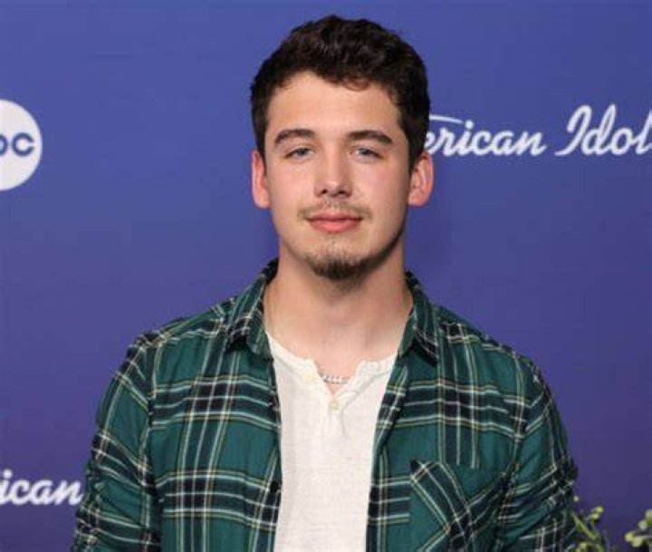 Noah Thompson appeared in American Idol 2022