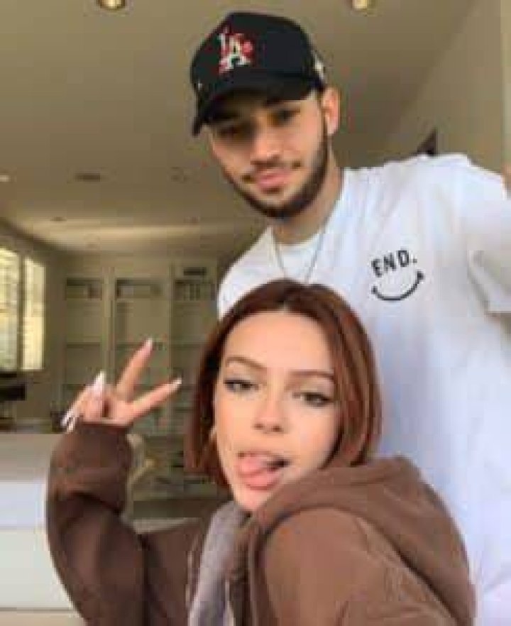 Pamibaby and her boyfriend