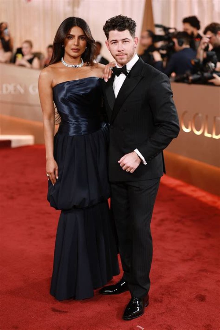 Priyanka Chopra Squashes Nick Jonas Split Speculation With Steamy Comment: ‘Damn!’