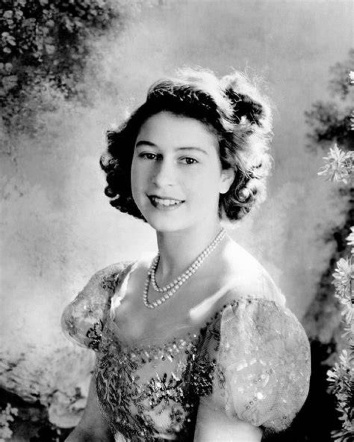 Queen Elizabeth Ii Young Girl