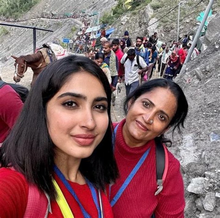 Sanya with her mother