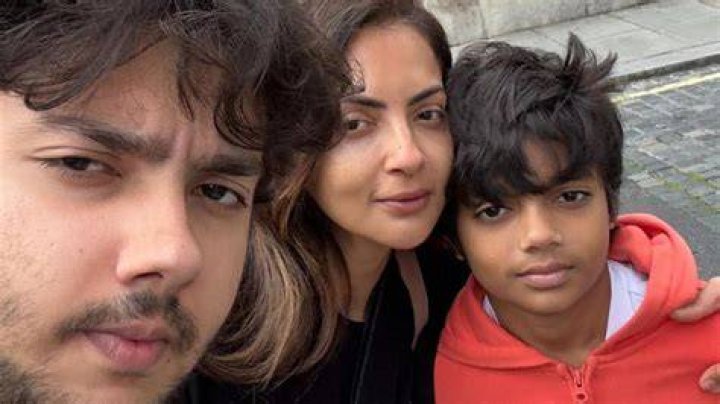 Seema with her kids Yohan and Nirvan Khan