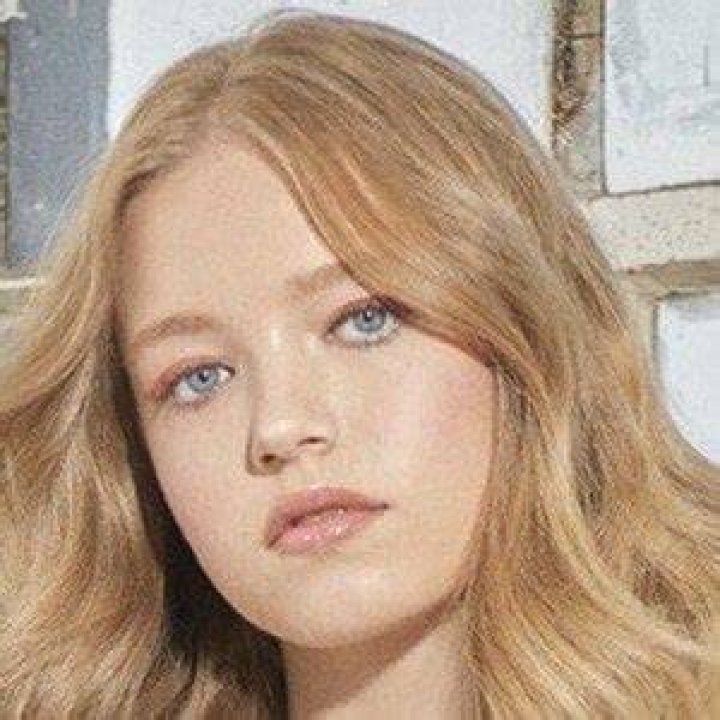 Shay Rudolph Age, Birthday and Zodiac Sign