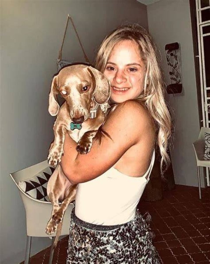 Sofia Jirau has a pet dog