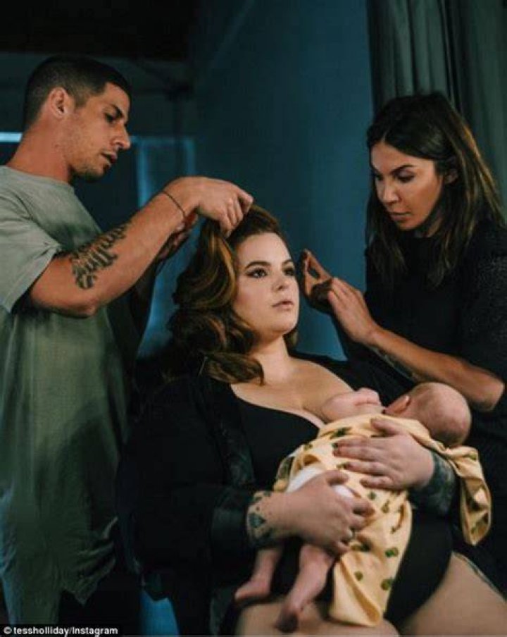 Tess holliday breastfeeding