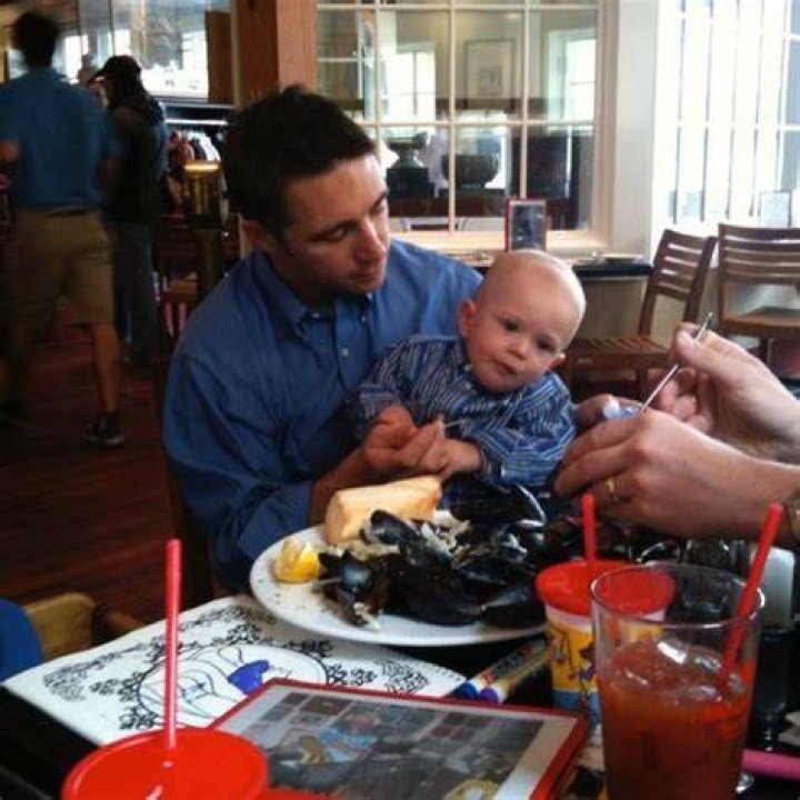 Walker Scobell childhood picture with his mother Heather Melissa Scobell