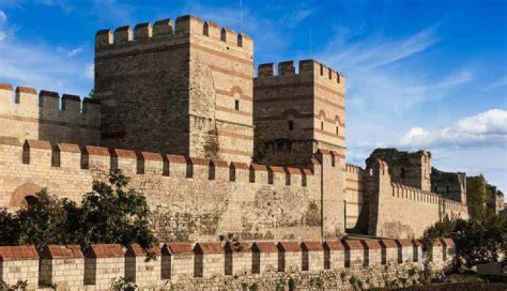Walls Of Constantinople