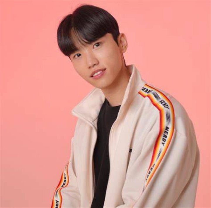 Won Jeong is a good drummer